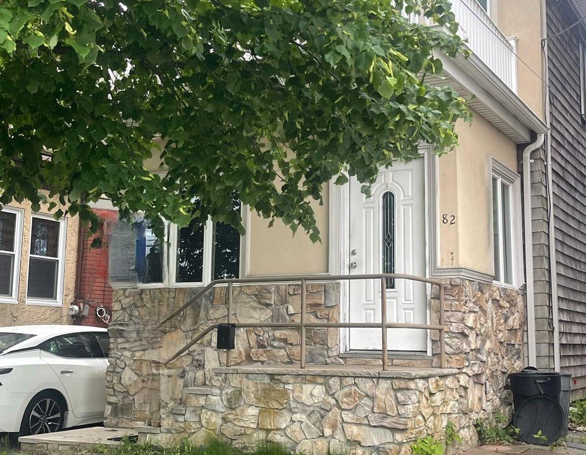 82 Beach 2nd St, Lawrence, NY 11559, USA property photo