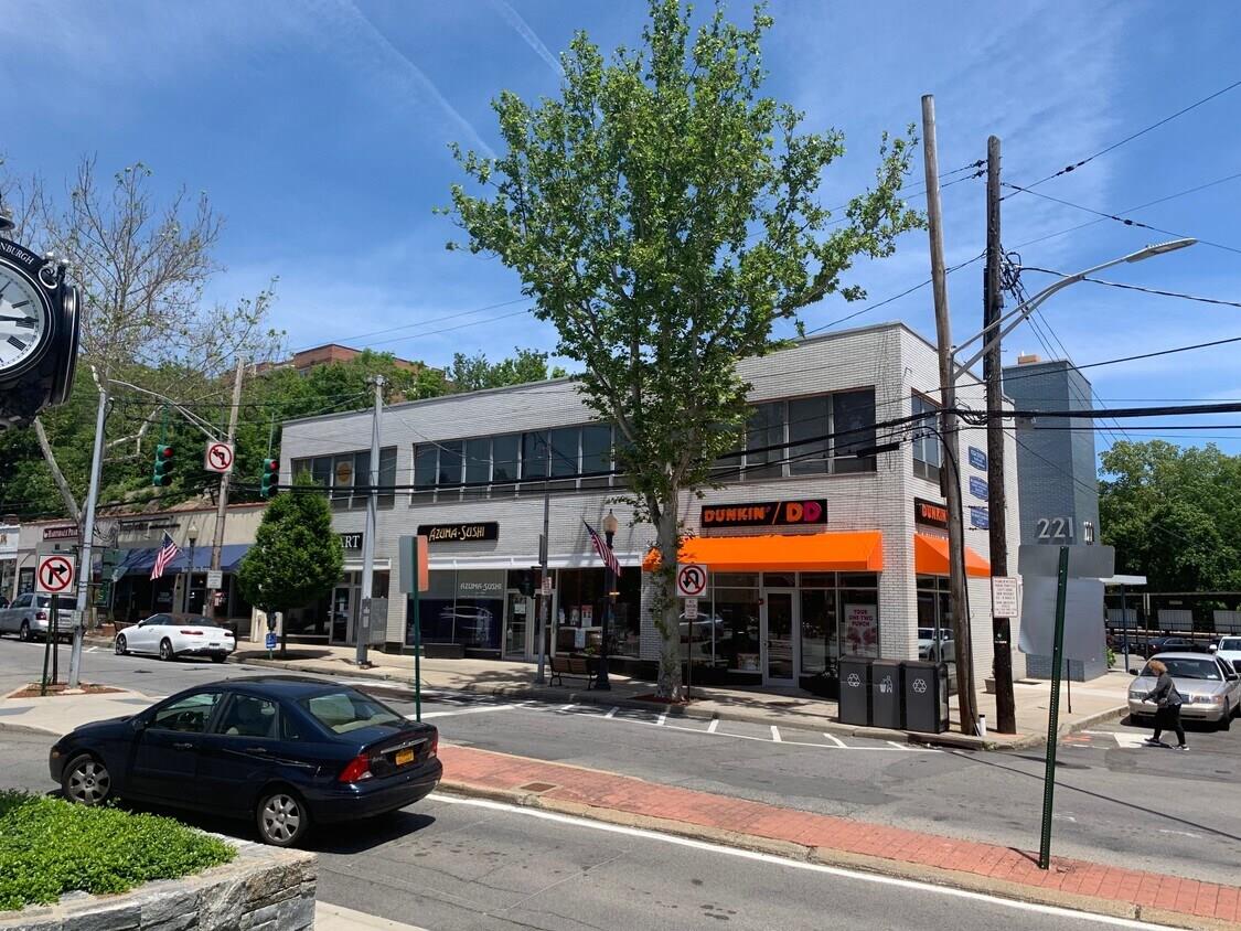 221 E Hartsdale Ave, Hartsdale, NY 10530, USA property photo