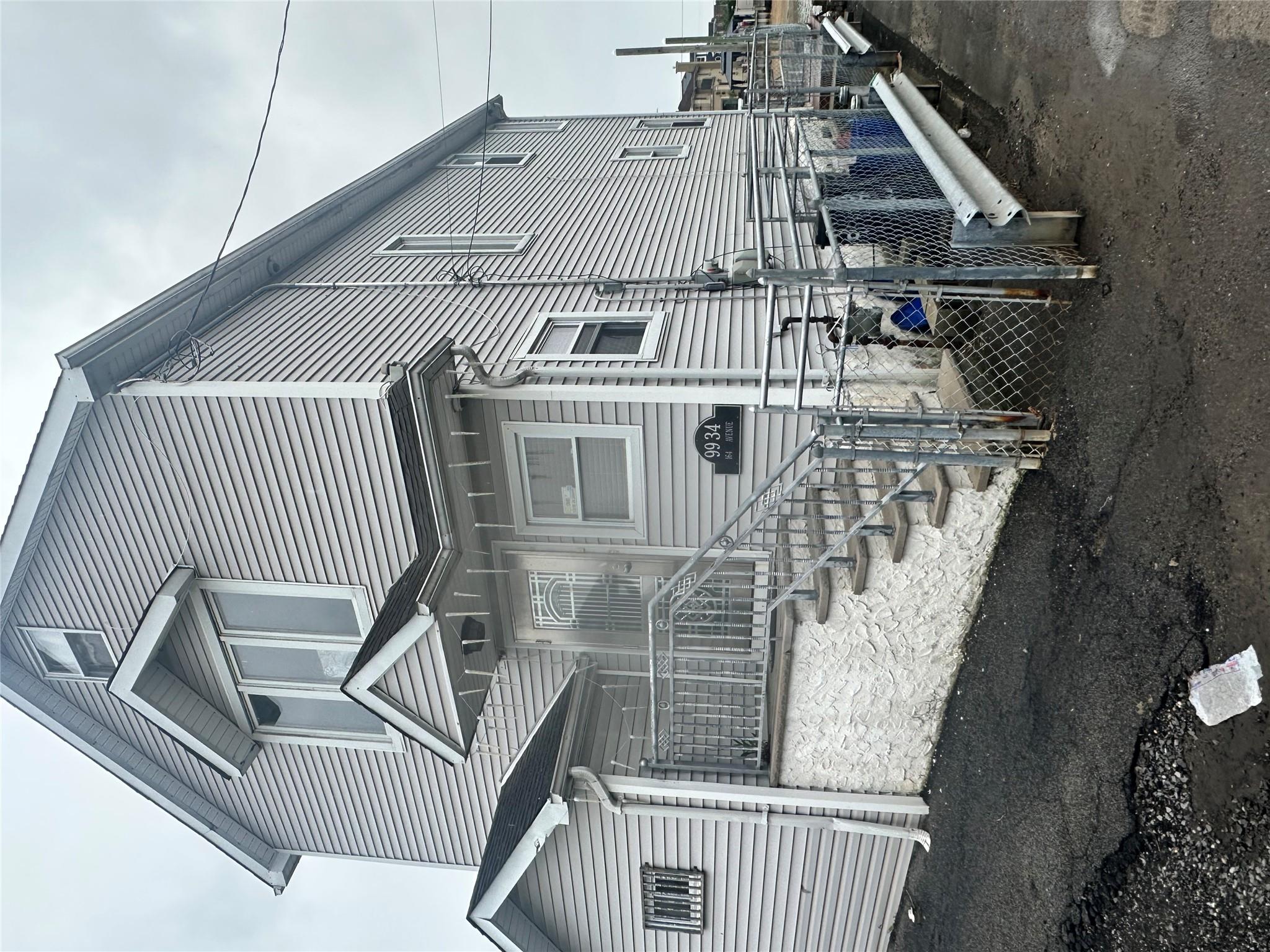 99-34 164th Ave, Jamaica, NY 11414, USA property photo
