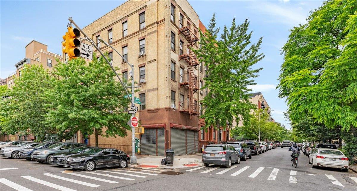 279 Pleasant Ave, New York, NY 10029, USA property photo
