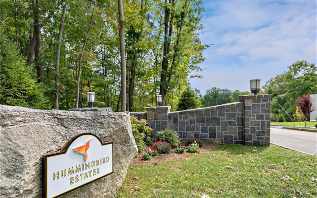 Brewster, NY 10509, USA property photo