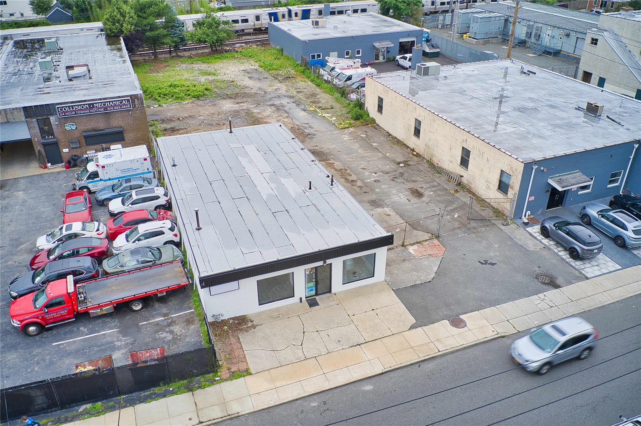 88 S Bayles Ave, Port Washington, NY 11050, USA property photo