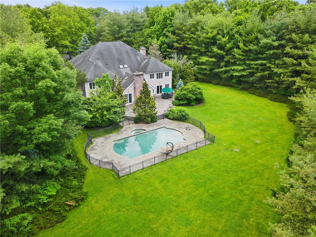 9 Lincoln Woods, Purchase, NY 10577, USA property photo