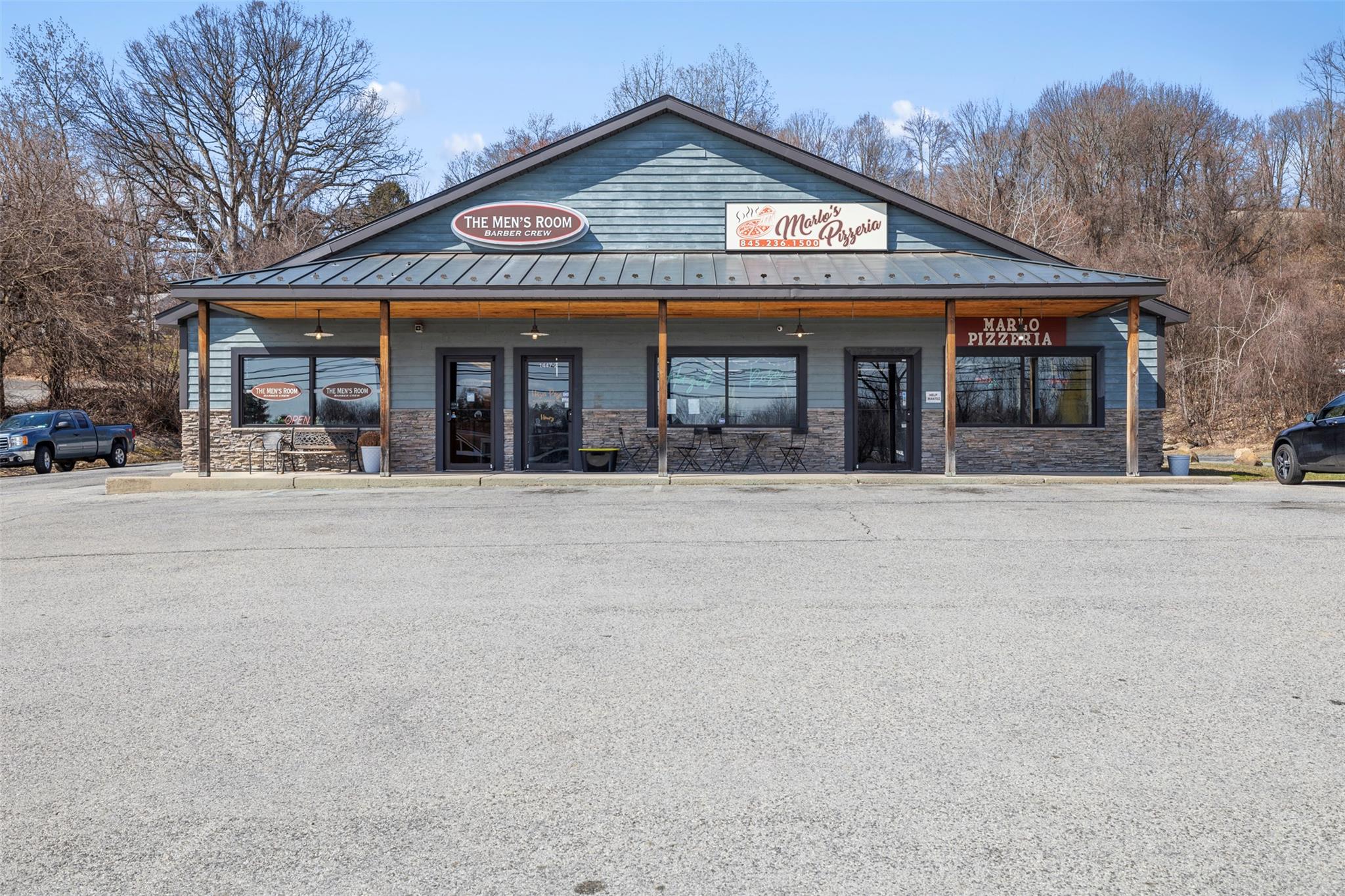 1447 US-9W, Marlboro, NY 12542, USA property photo