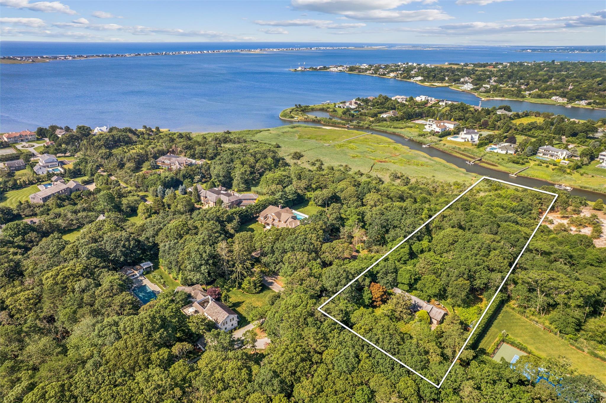 27 Jagger Ln, Westhampton, NY 11977, USA property photo