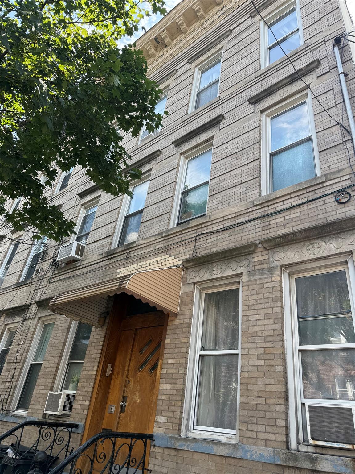4-10 Woodward Ave, Ridgewood, NY 11385, USA property photo