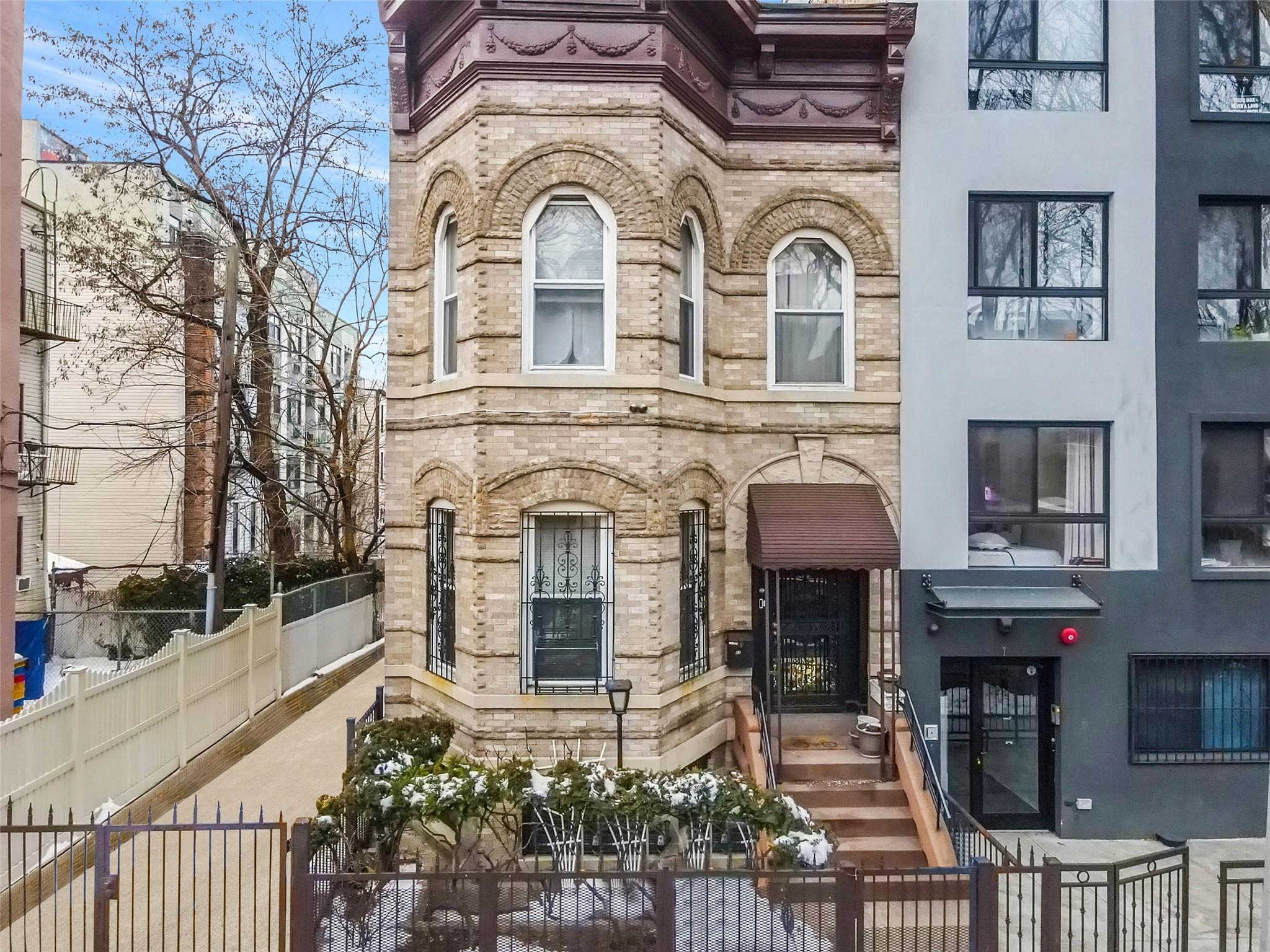 65 Granite St, Brooklyn, NY 11207, USA property photo