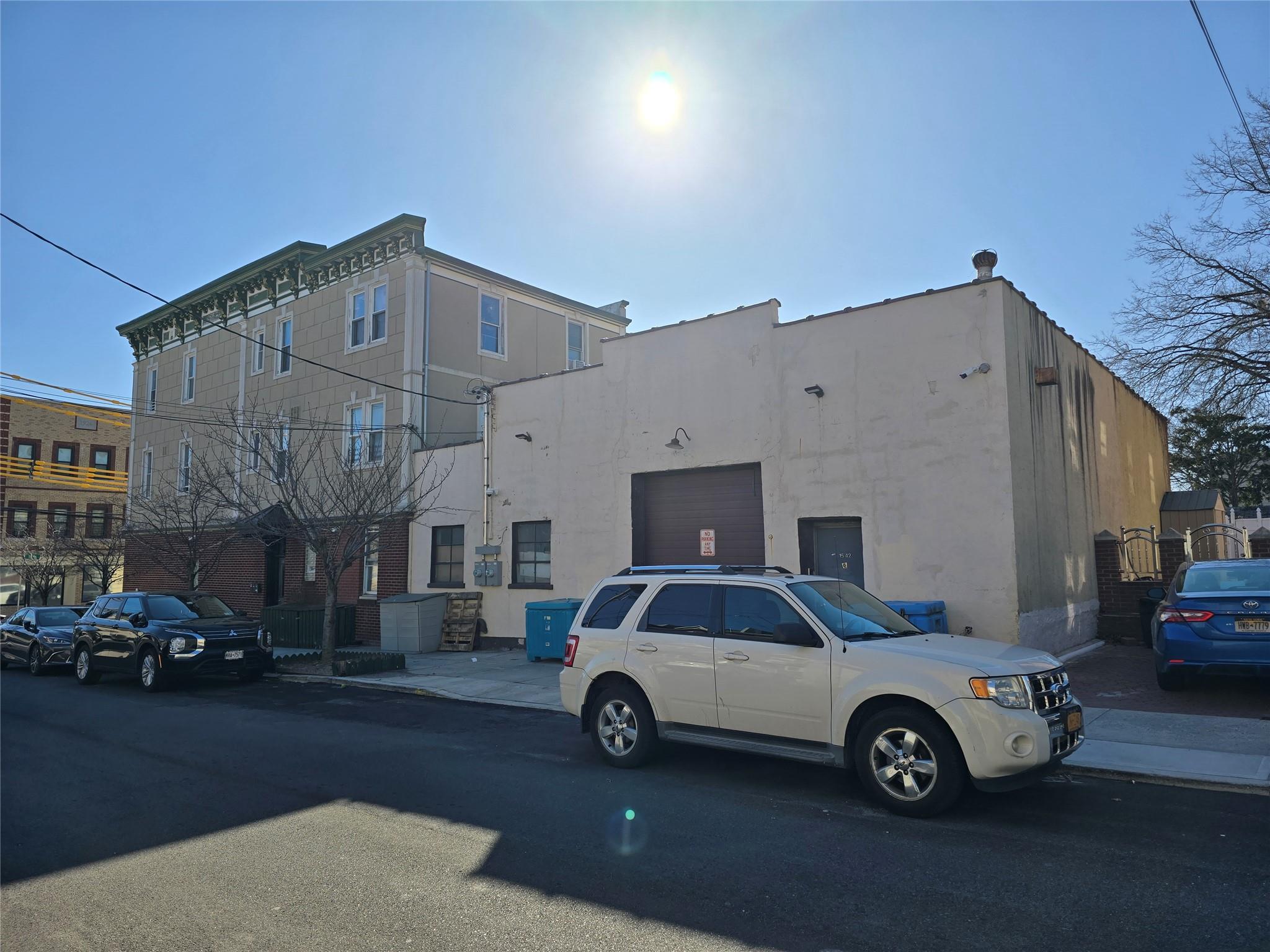 124th St, Flushing, NY 11356, USA property photo