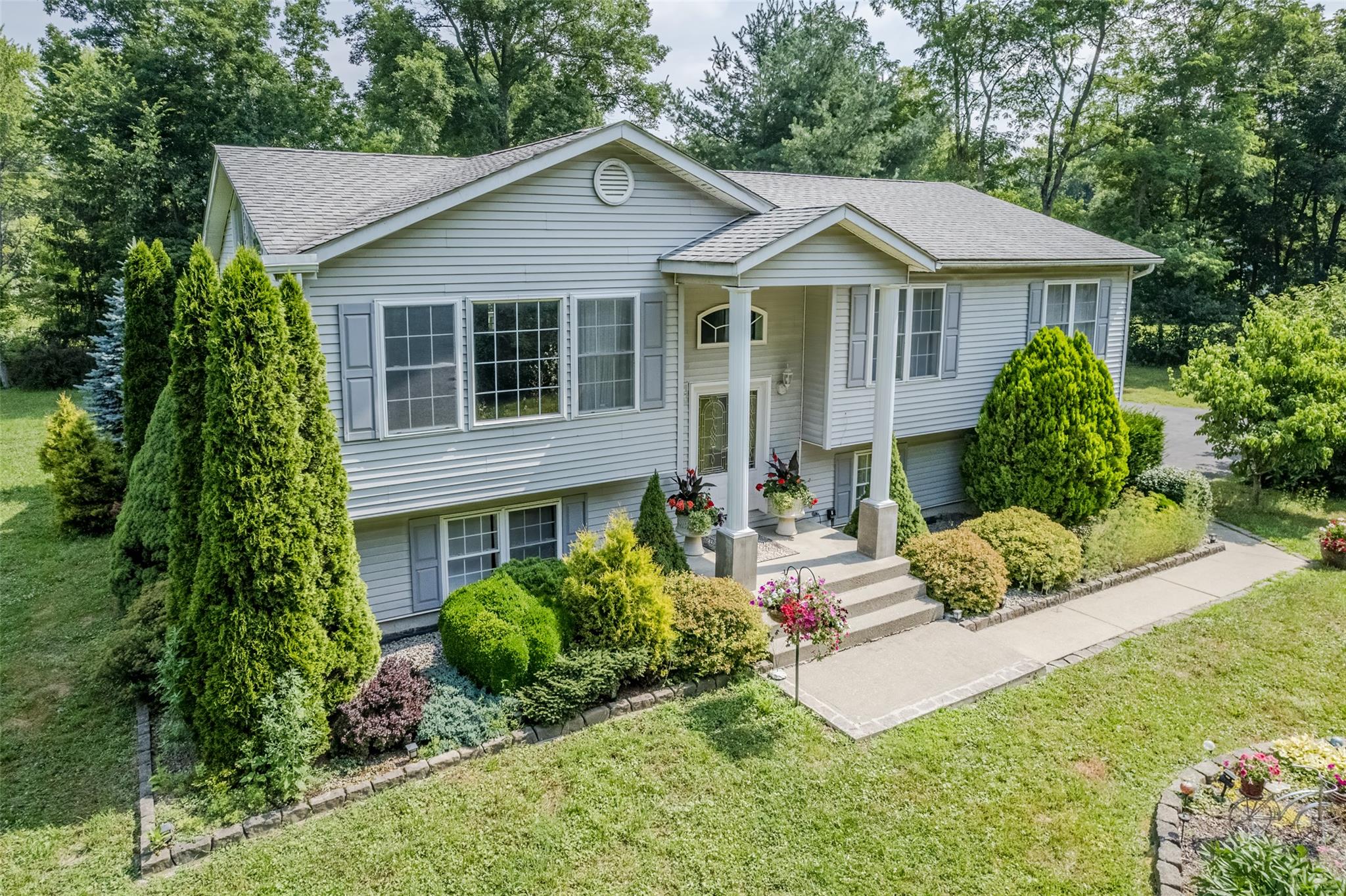 300 Mountain Lodge Rd, Monroe, NY 10950, USA property photo
