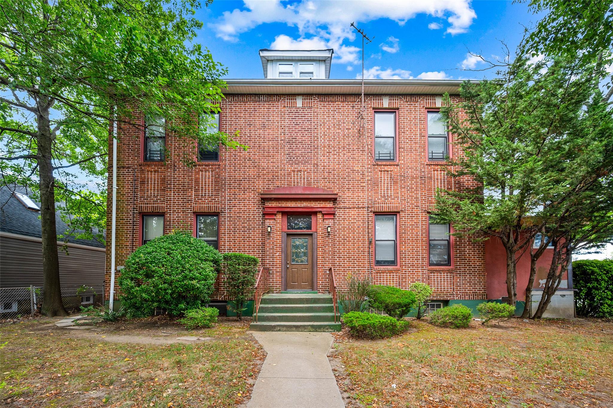 137-06 Bedell St, Jamaica, NY 11413, USA property photo