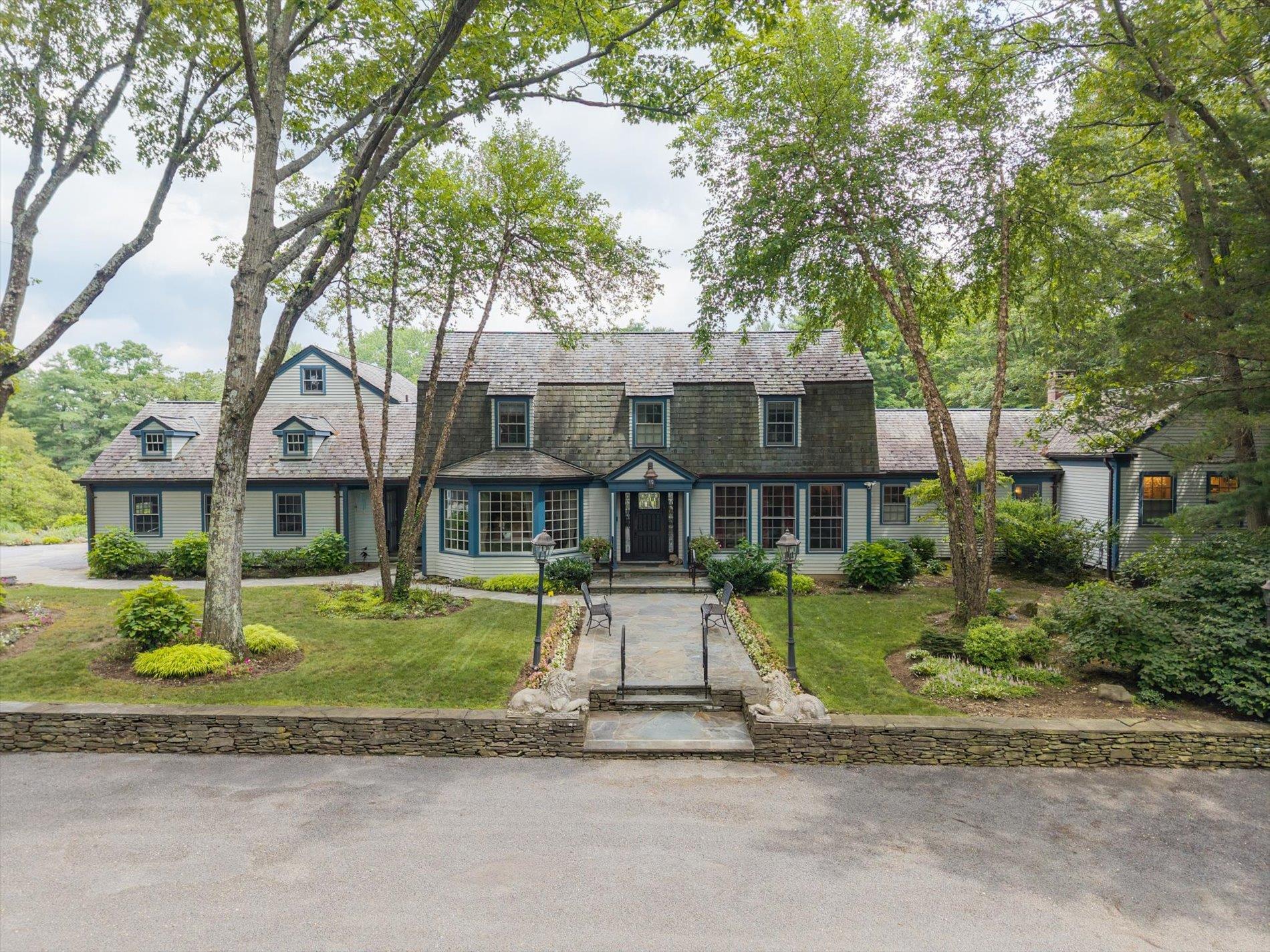4 Clock Tower Ln, Old Westbury, NY 11568, USA property photo