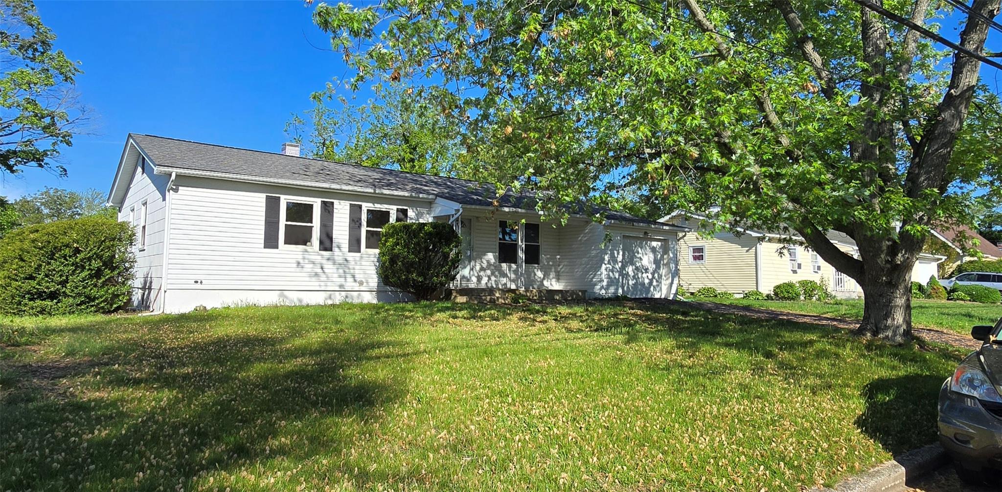 74 Clifton Pl, Port Jefferson Station, NY 11776, USA property photo