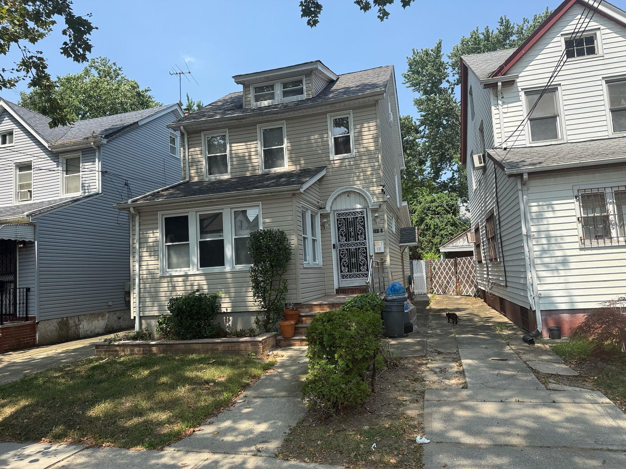 241-11 Newhall Ave, Jamaica, NY 11422, USA property photo