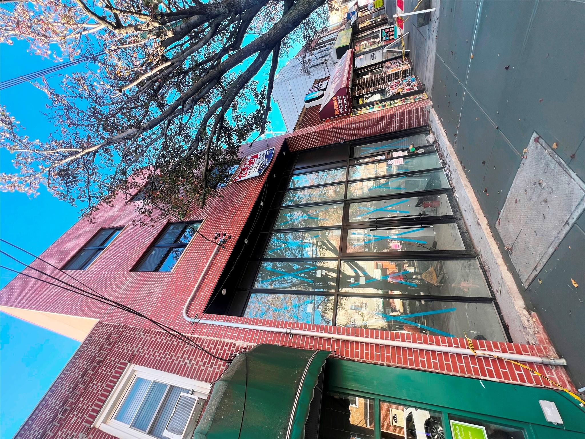 45-12 104th St, Flushing, NY 11368, USA property photo