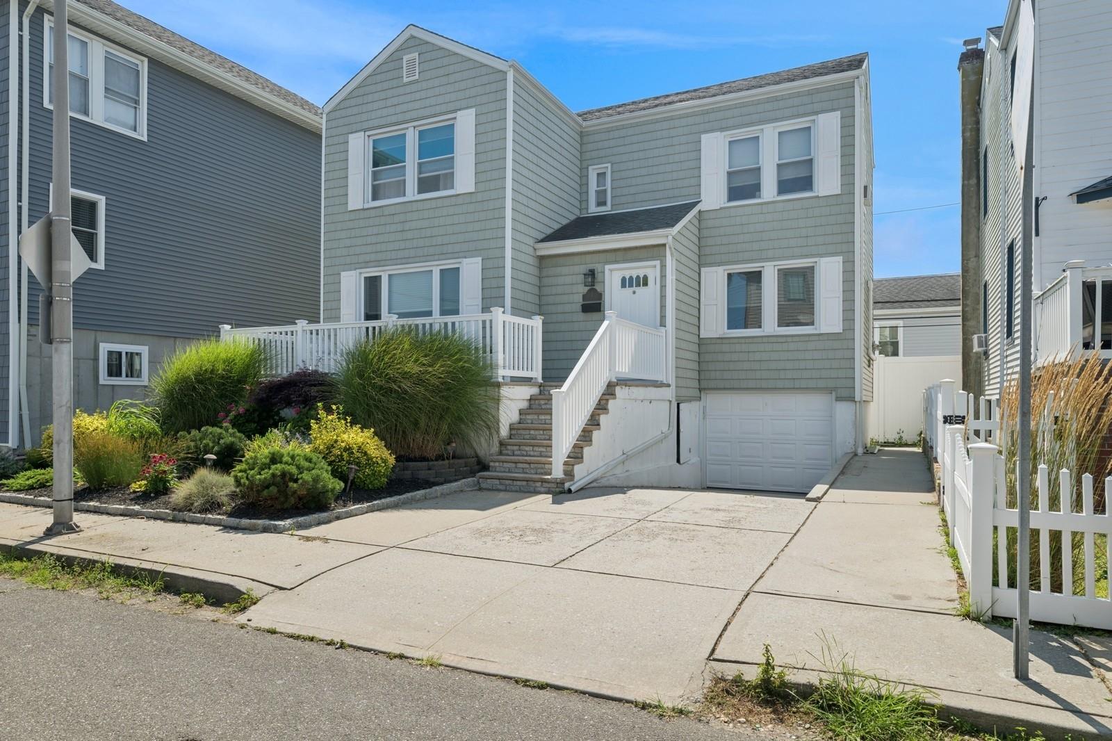7 Vinton St, Long Beach, NY 11561, USA property photo