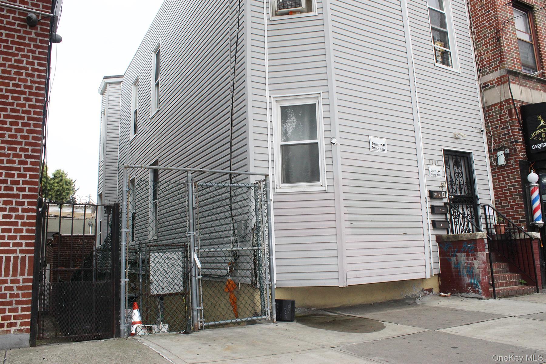 1731 White Plains Rd, Bronx, NY 10462, USA property photo