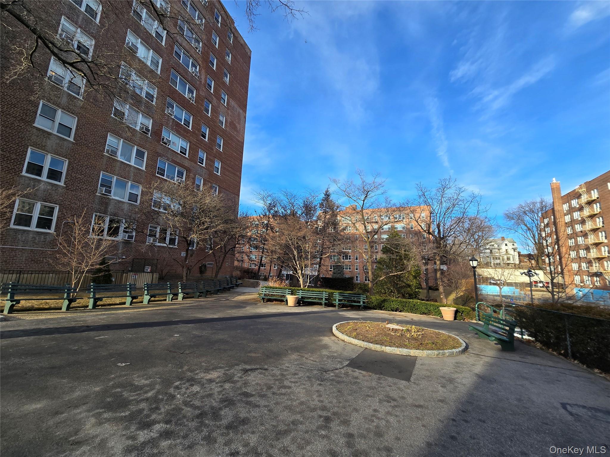 80 Knolls Crescent Unit 6M Bronx, NY 10463 property photo