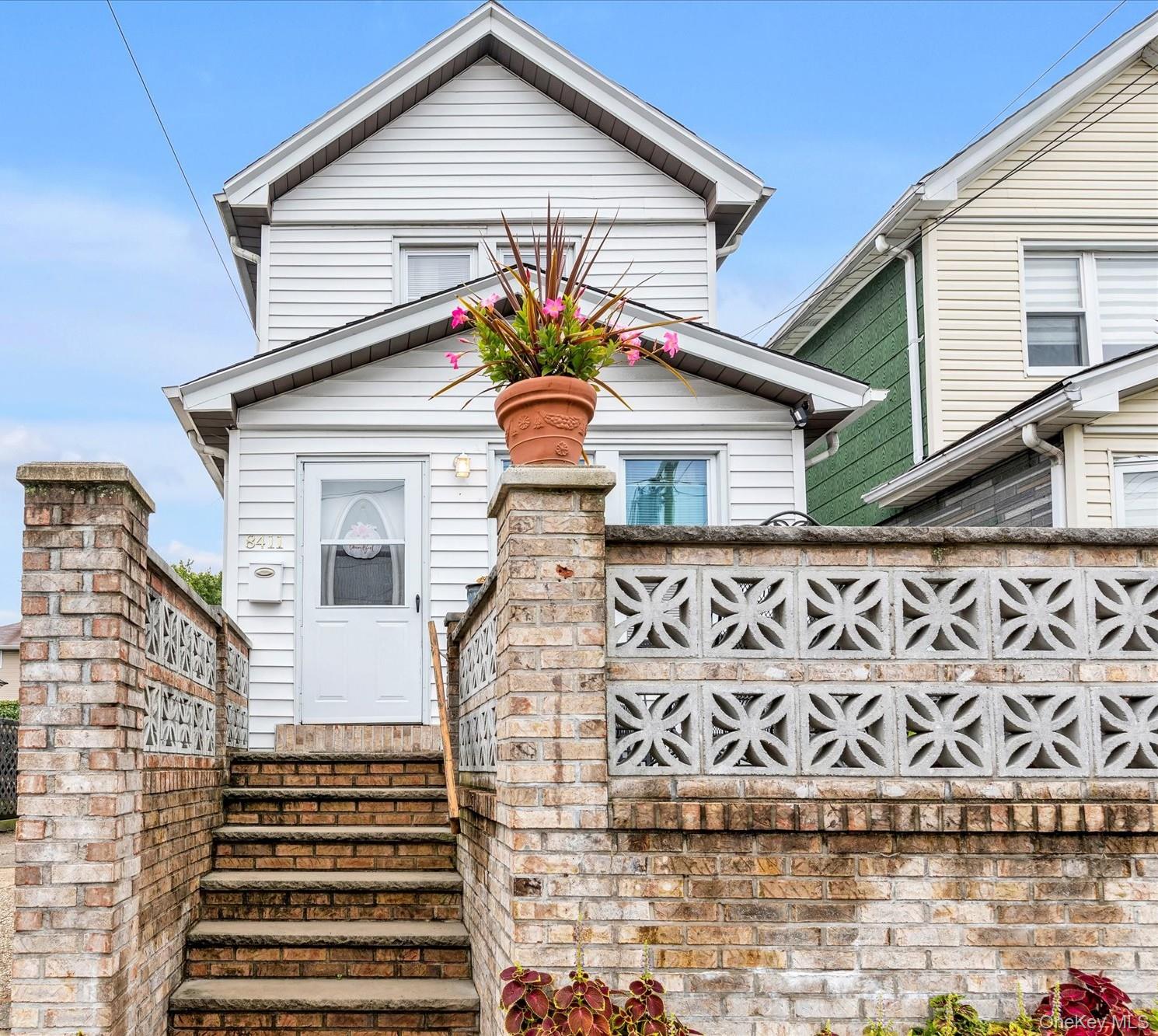 84-11 Sutter Ave, Jamaica, NY 11417, USA property photo