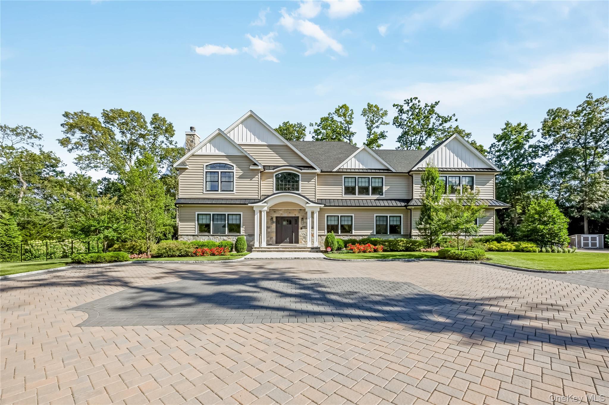 11 Landview Dr, Dix Hills, NY 11746, USA property photo