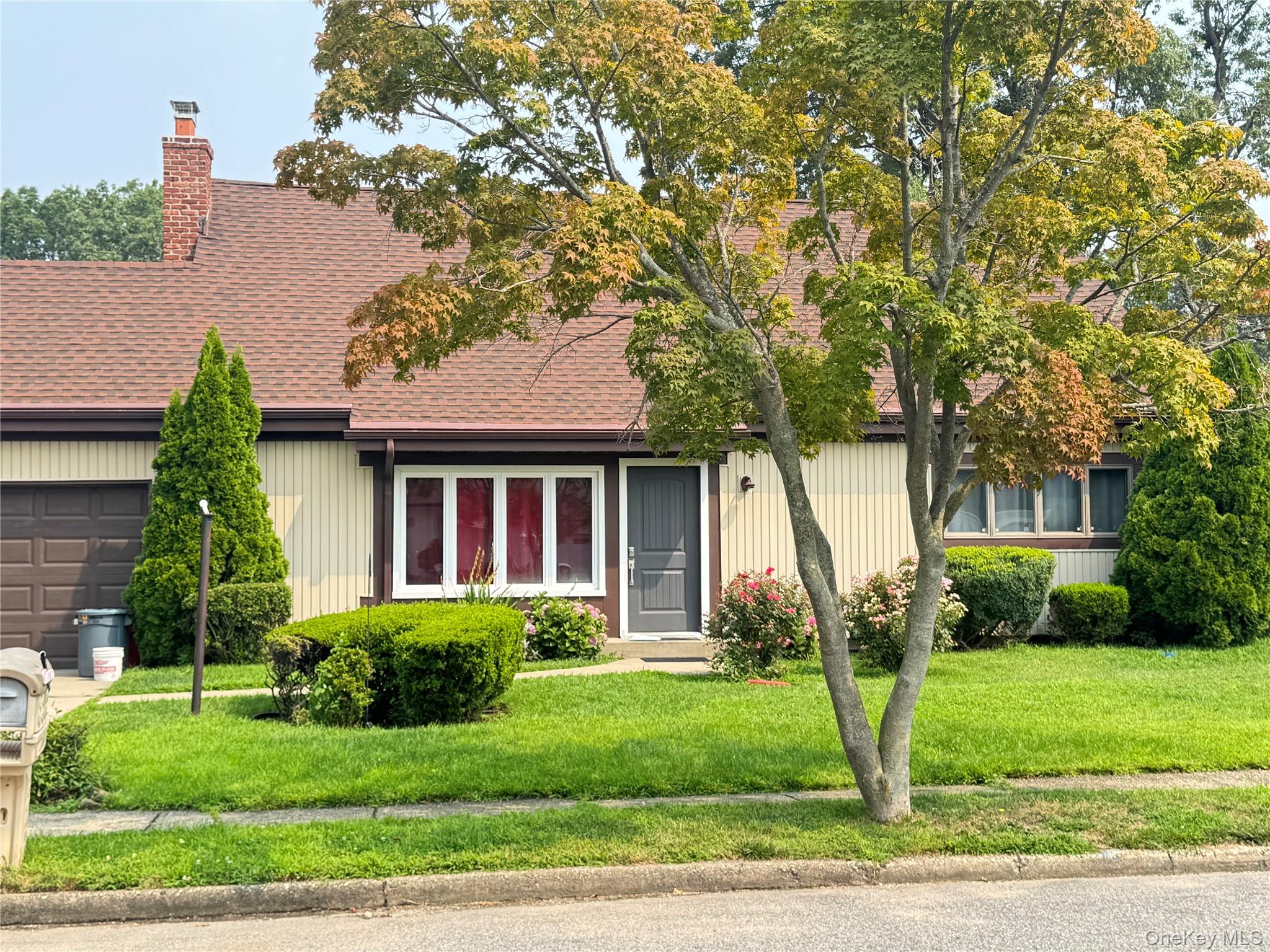39 Comerford St, Port Jefferson Station, NY 11776, USA property photo