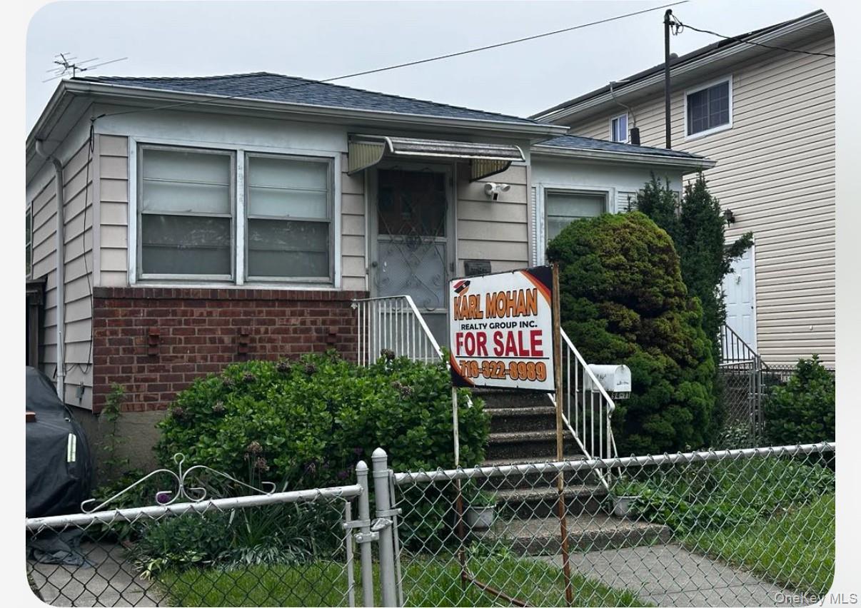 94-11 127th St, South Richmond Hill, NY 11419, USA property photo