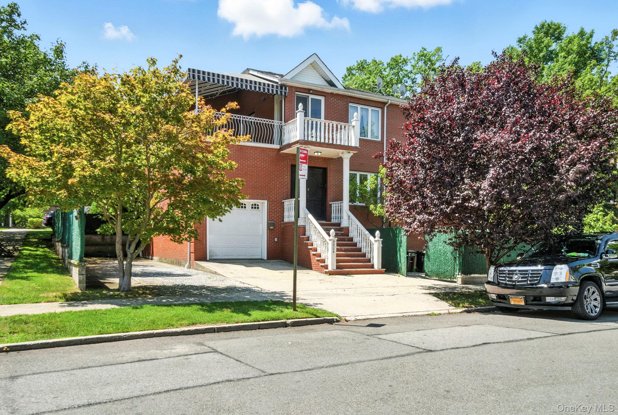 77-16 Kew Forest Ln, Flushing, NY 11375, USA property photo