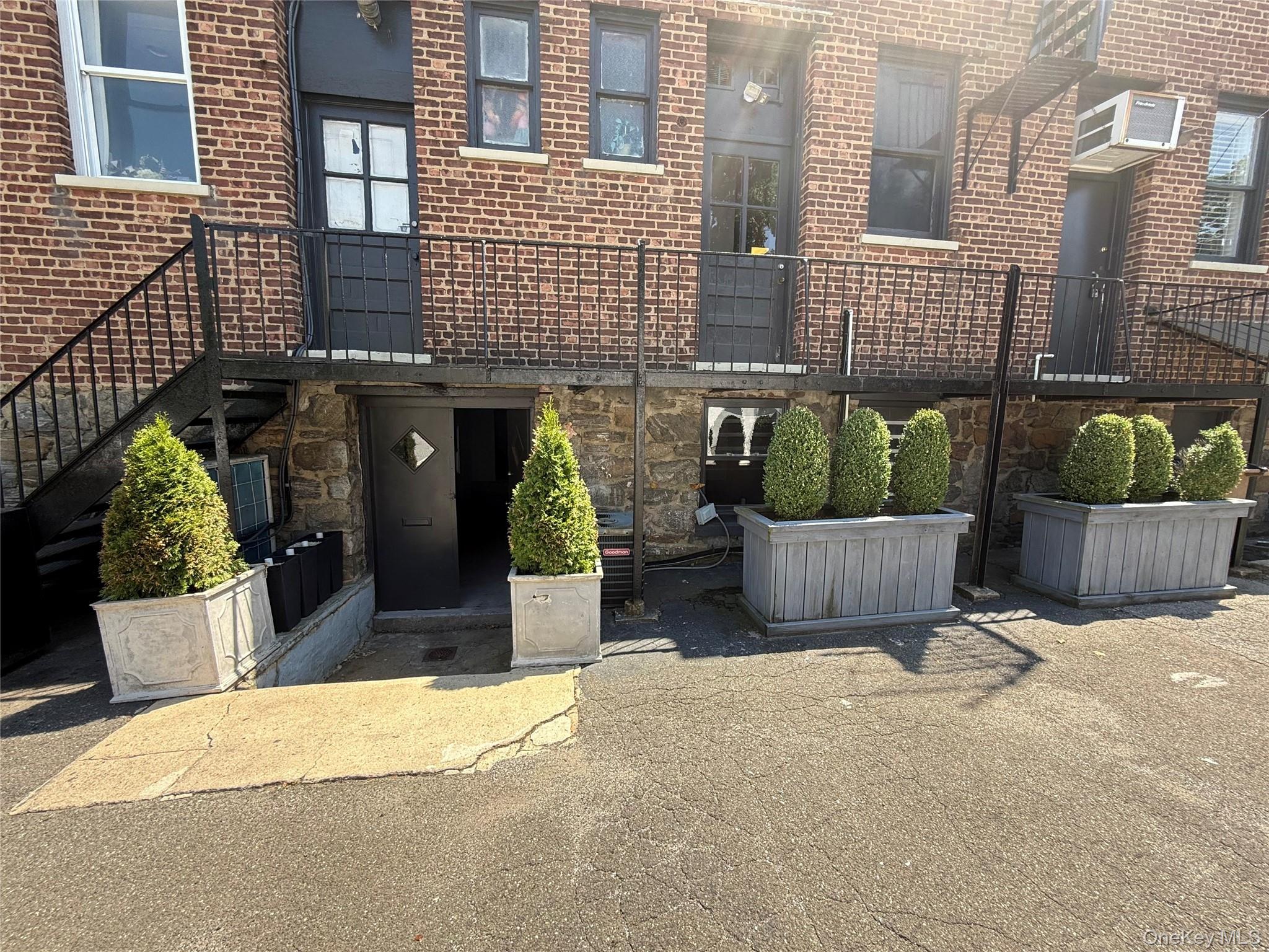 202 Sparks Ave, Pelham, NY 10803, USA property photo
