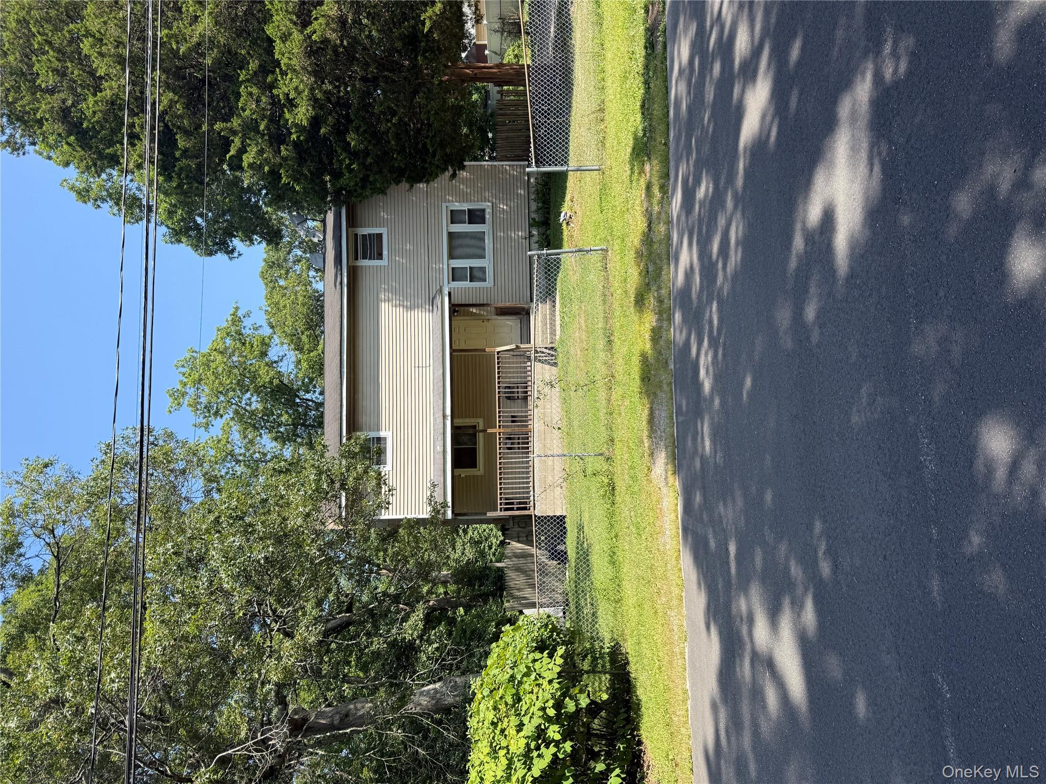 59 Norfleet Ln, Coram, NY 11727, USA property photo
