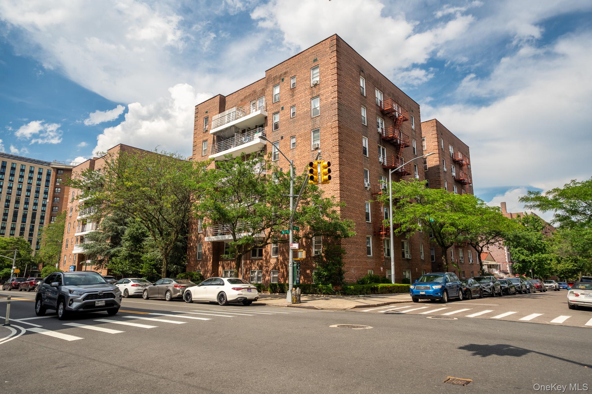 62-59 108th St, Forest Hills, NY 11375, USA property photo