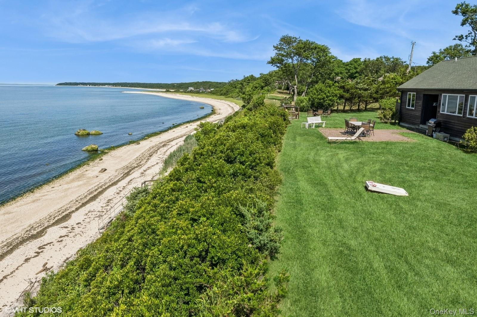 Peconic, NY 11958, USA property photo