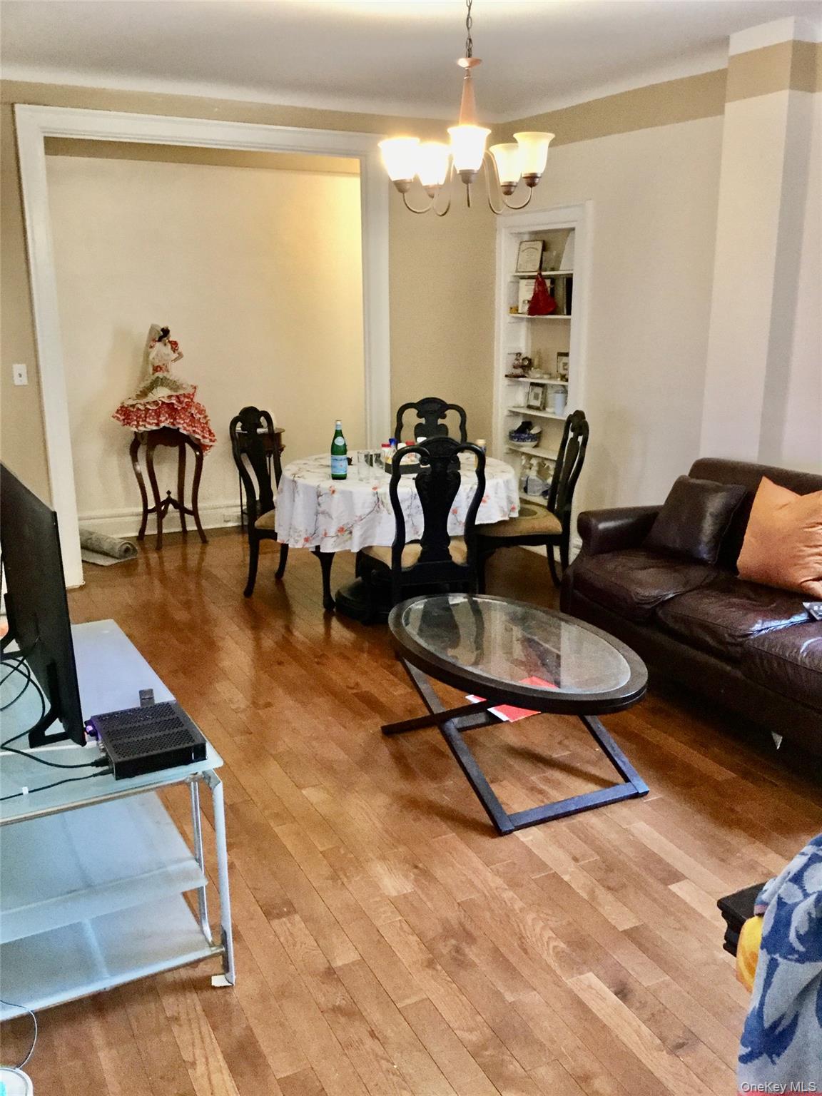 35-20 82nd St, Jackson Heights, NY 11372, USA property photo