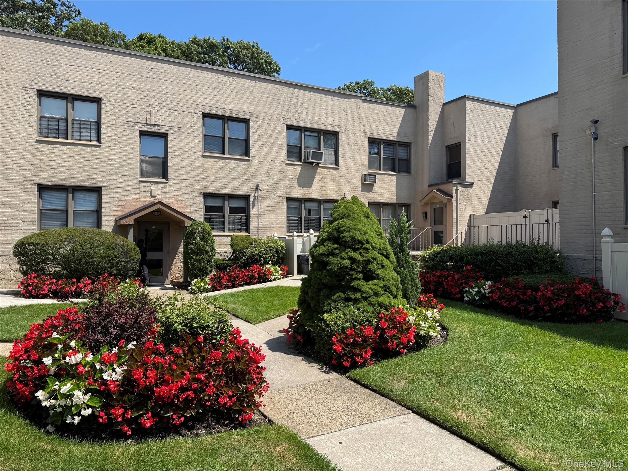 276 Cedarhurst Avenue Unit B2 Cedarhurst, NY 11516 property photo