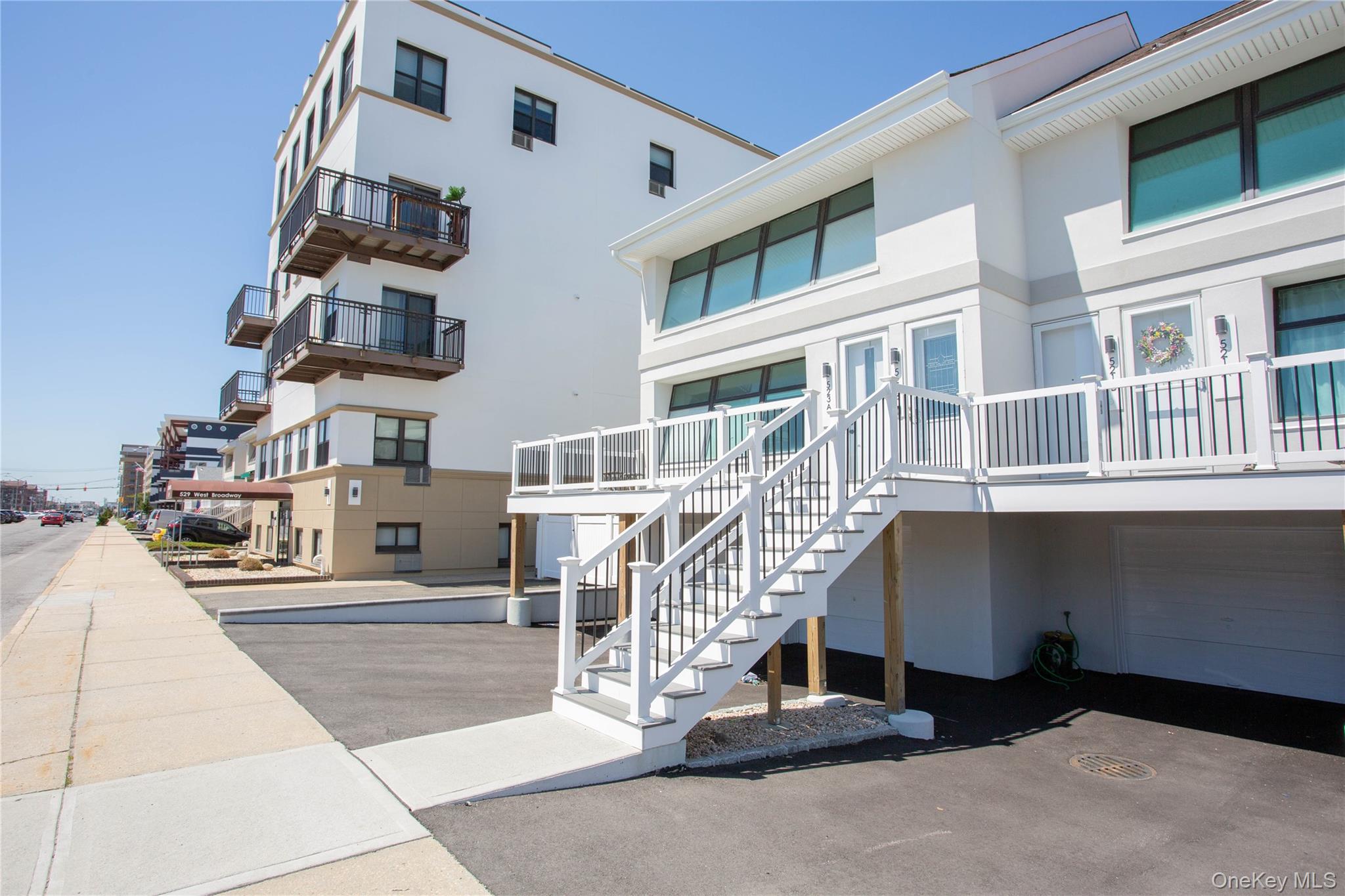 521 E Broadway, Long Beach, NY 11561, USA property photo