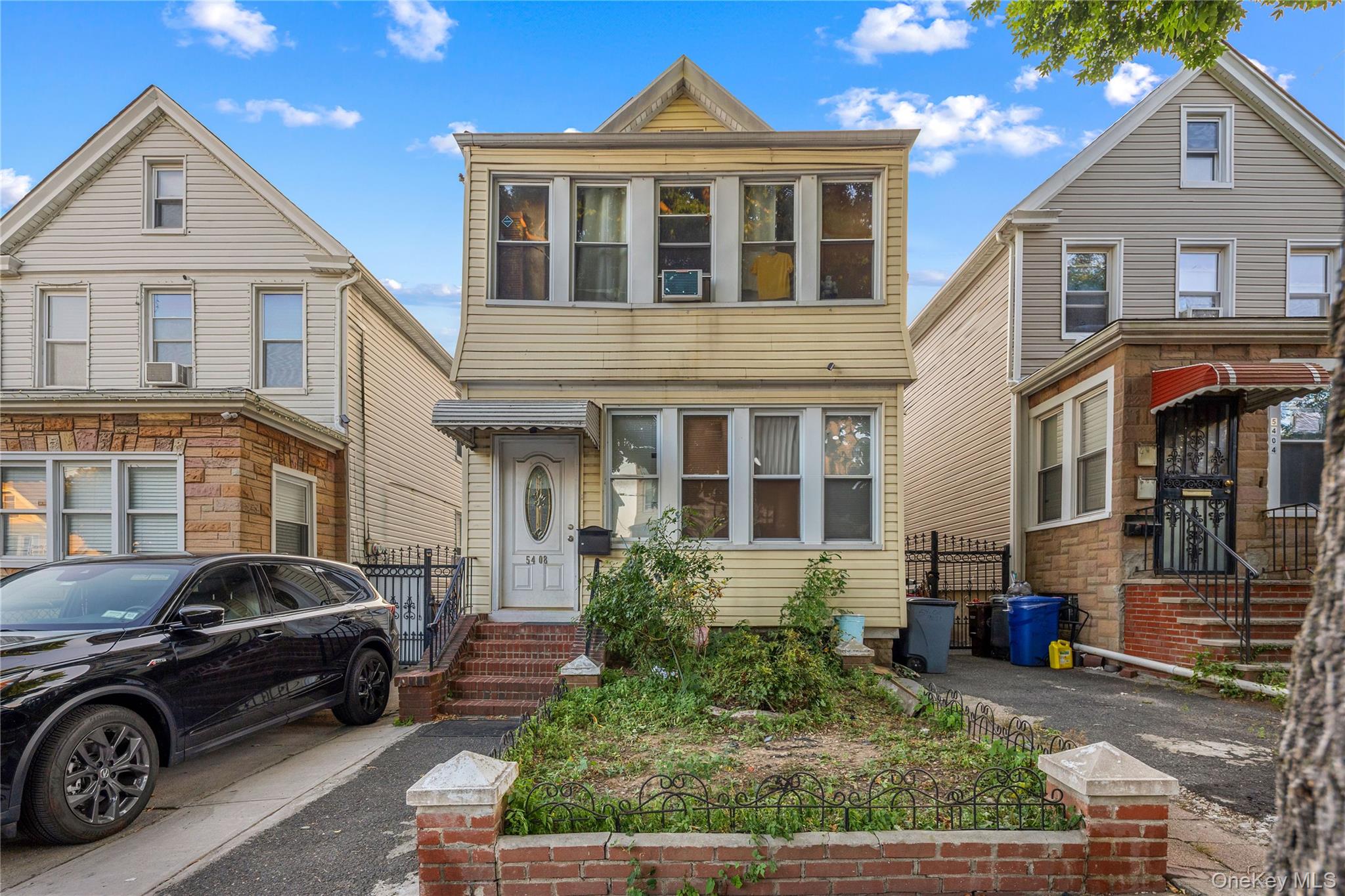 54-08 92nd St, Elmhurst, NY 11373, USA property photo