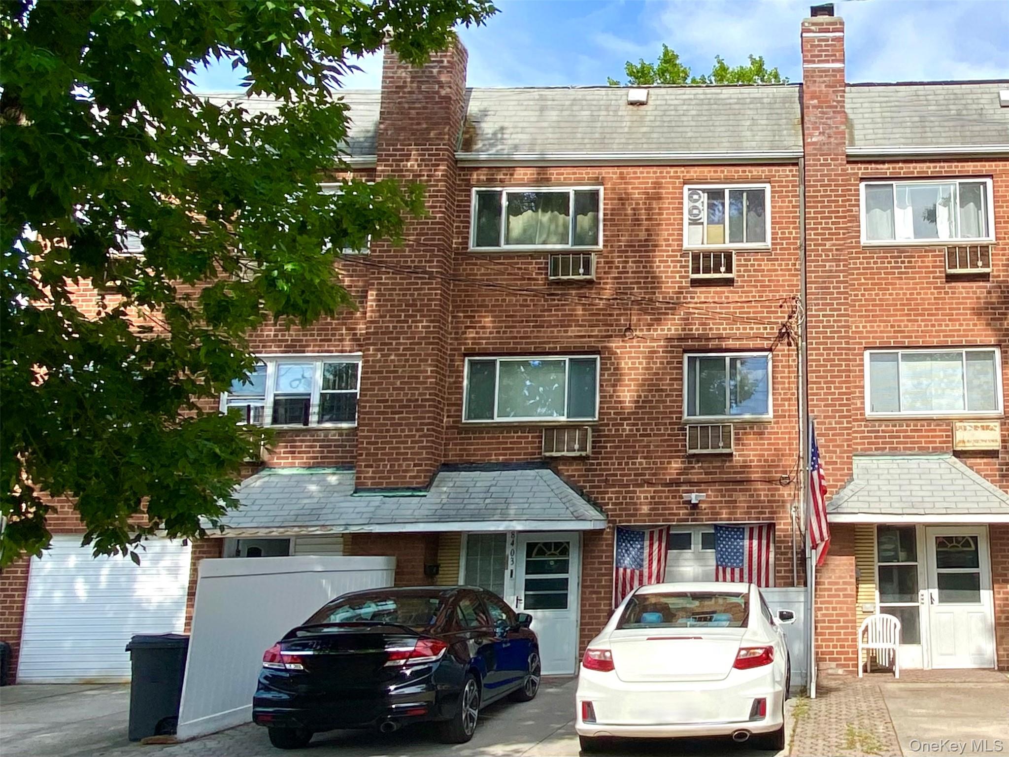 84-03 266th St, Queens, NY 11001, USA property photo