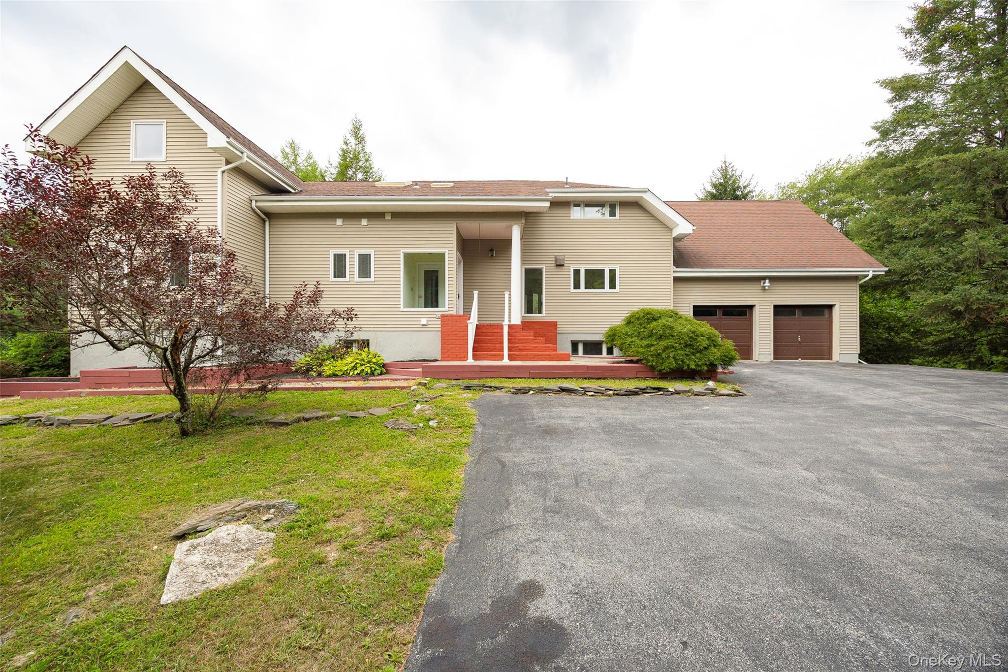 Pleasant Valley, NY 12569, USA property photo
