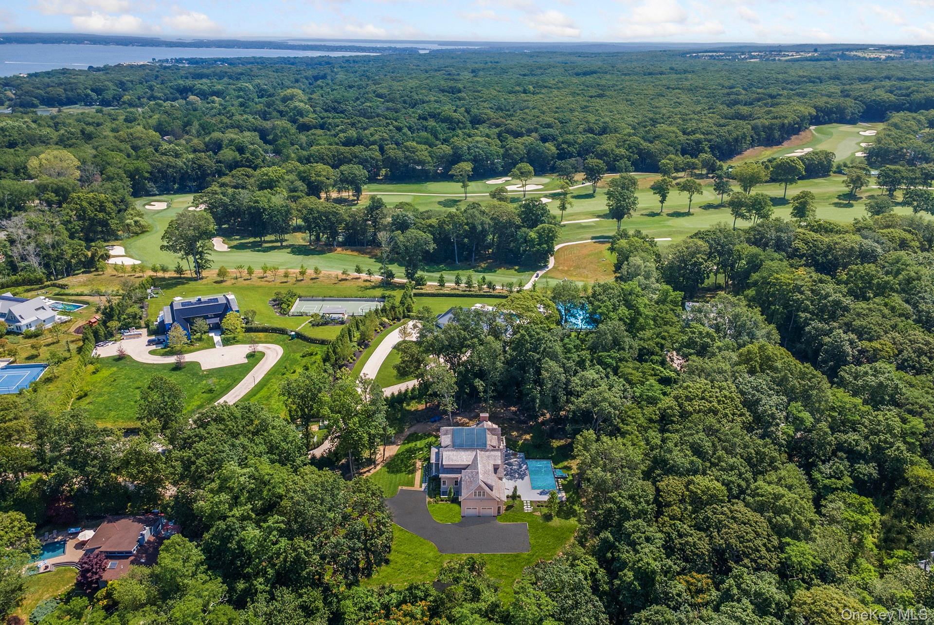 2524 Noyack Rd, Sag Harbor, NY 11963, USA property photo