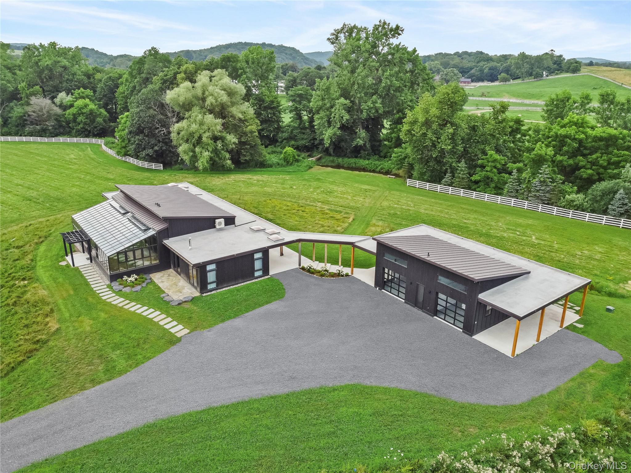 476 Carpenter Hill Rd, Pine Plains, NY 12567, USA property photo