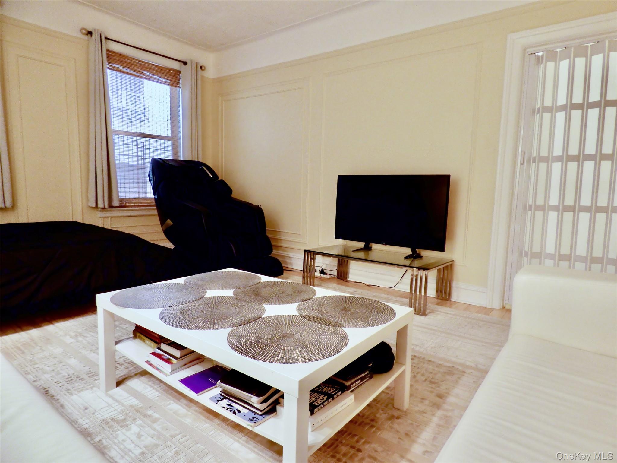 941 Jerome Ave, Bronx, NY 10452, USA property photo
