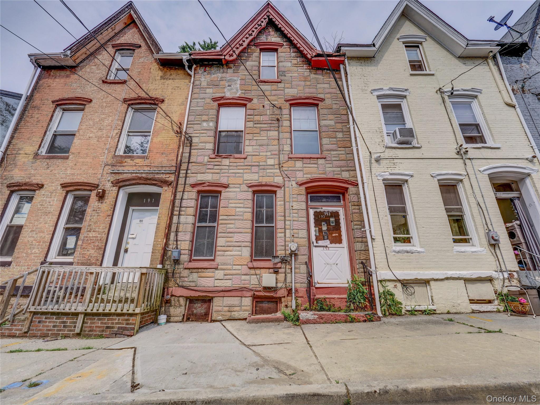 193 Chambers St, Newburgh, NY 12550, USA property photo