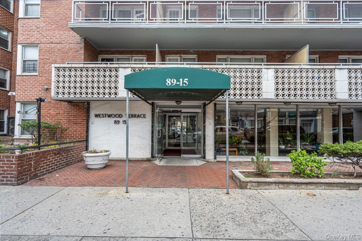 89-15 Parsons Boulevard Unit 7D Jamaica, NY 11432 property photo