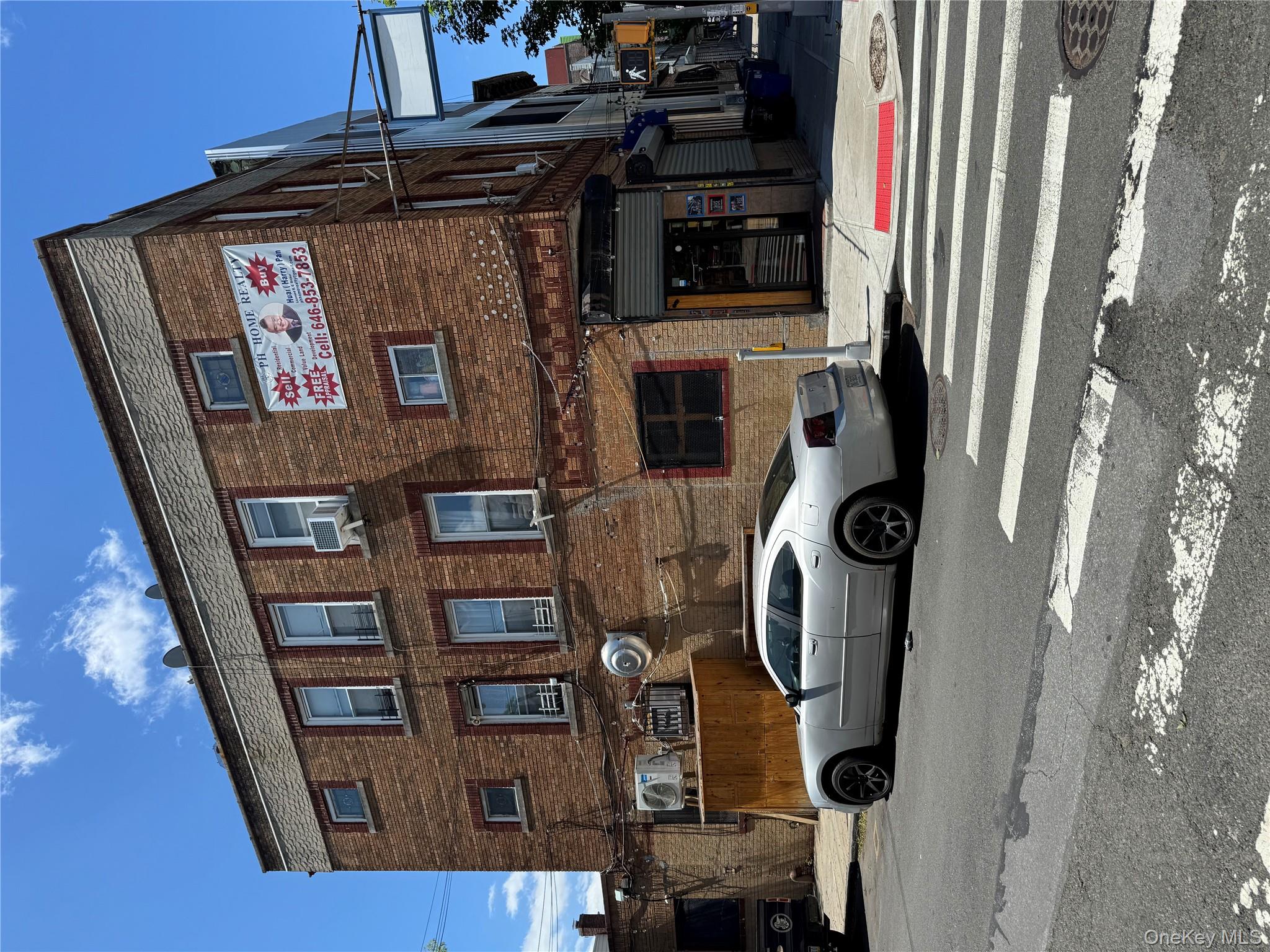 10-20 Cypress Ave, Ridgewood, NY 11385, USA property photo
