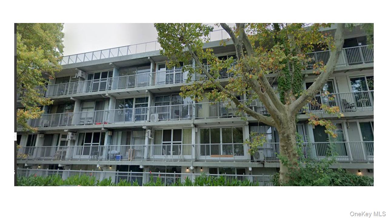 212-01 42nd Ave, Flushing, NY 11361, USA property photo