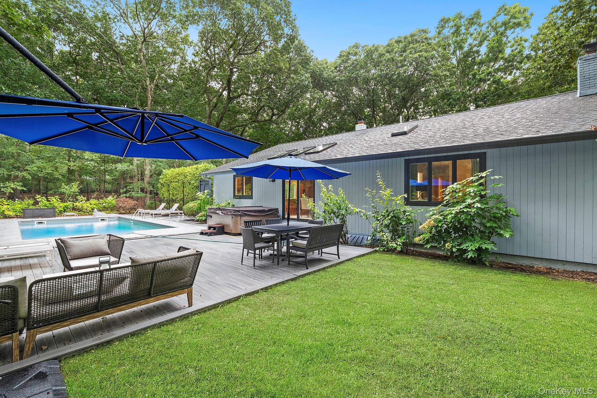 2723 Deerfield Rd, Sag Harbor, NY 11963, USA property photo