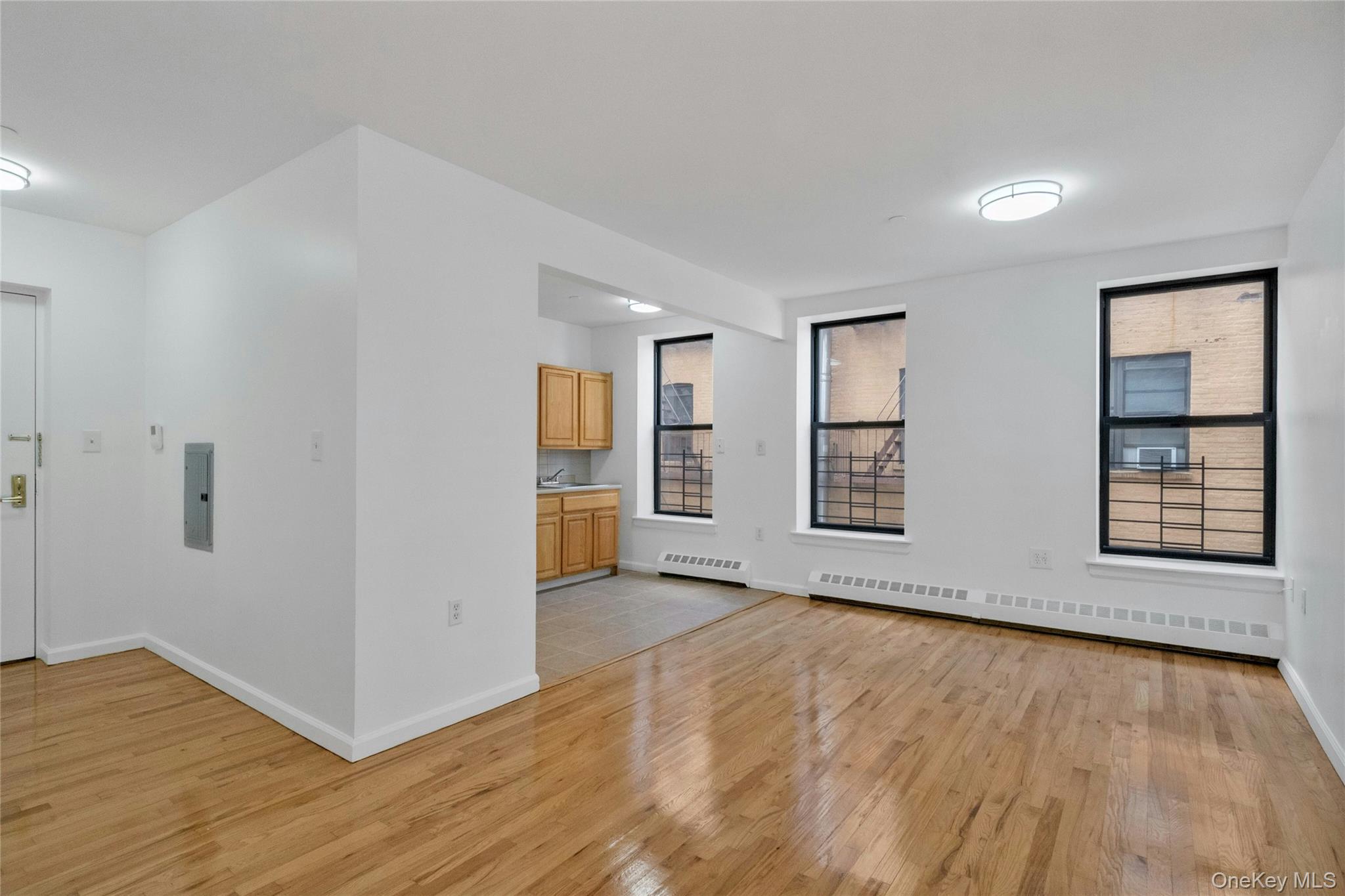 2023 Belmont Ave, Bronx, NY 10457, USA property photo