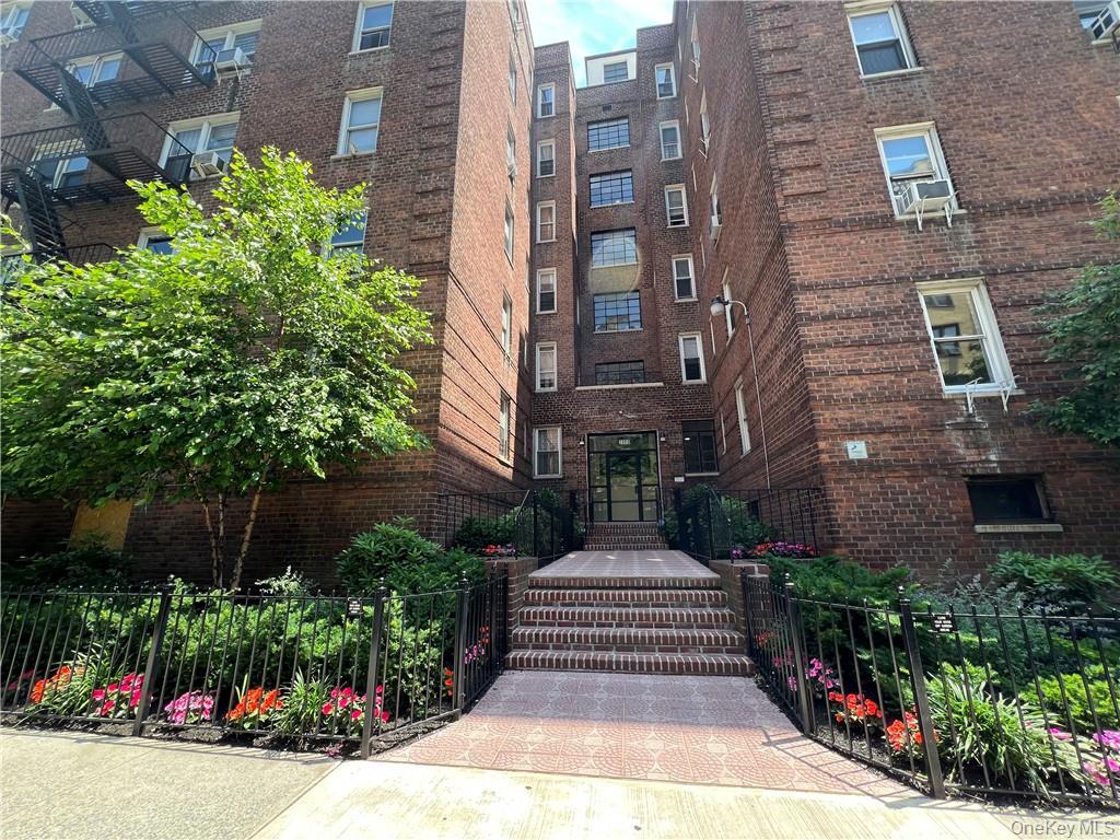 2080 Barnes Avenue Unit 5B Bronx, NY 10462 property photo