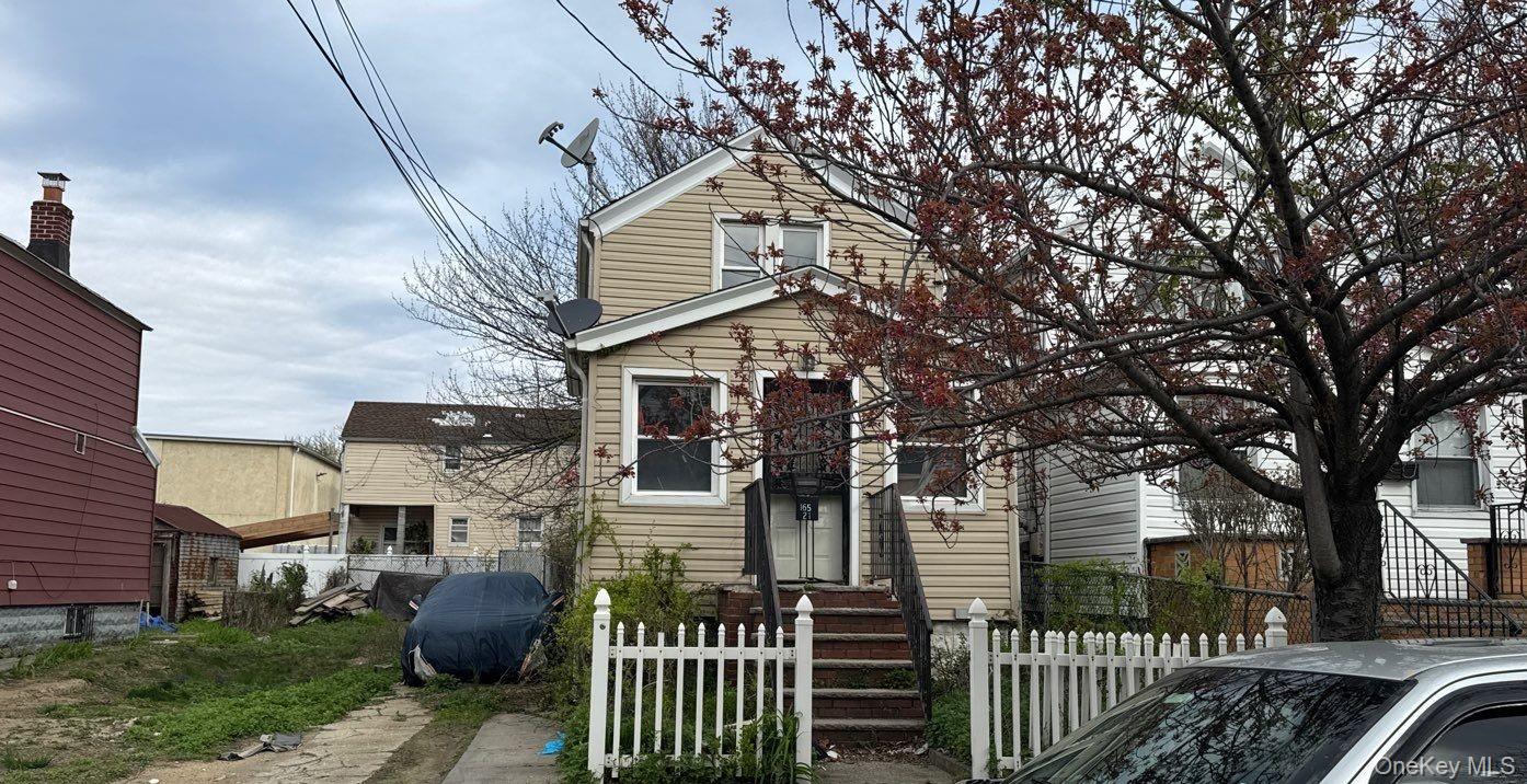 165-21 144th Terrace, Jamaica, NY 11434, USA property photo
