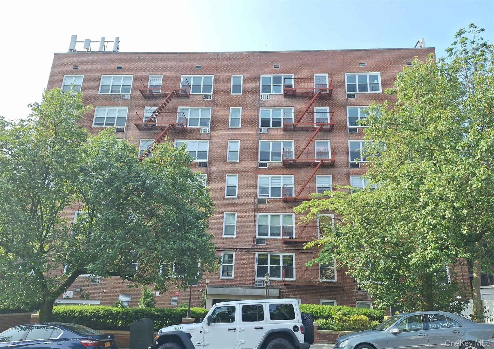 5730 Mosholu Ave, Bronx, NY 10471, USA property photo