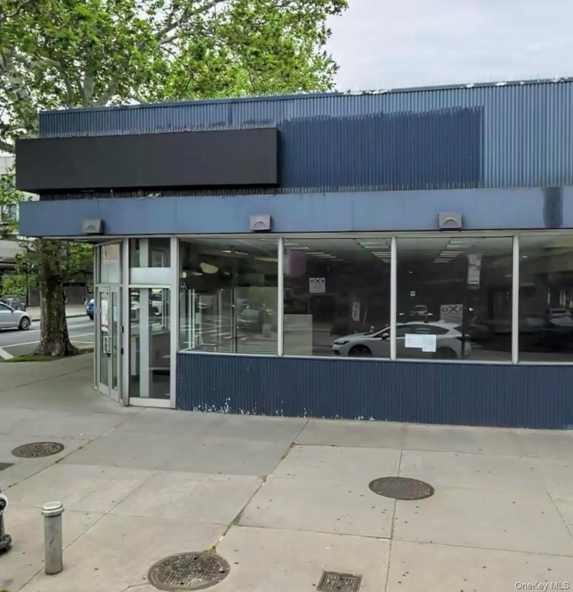 24-28 34th Ave, Long Island City, NY 11106, USA property photo