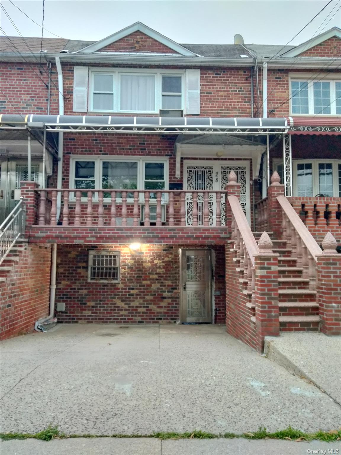 28 Paerdegat Ave N #9th, Brooklyn, NY 11236, USA property photo